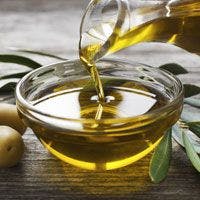 Diet With Extra Olive Oil May Lower Risk of Breast Cancer