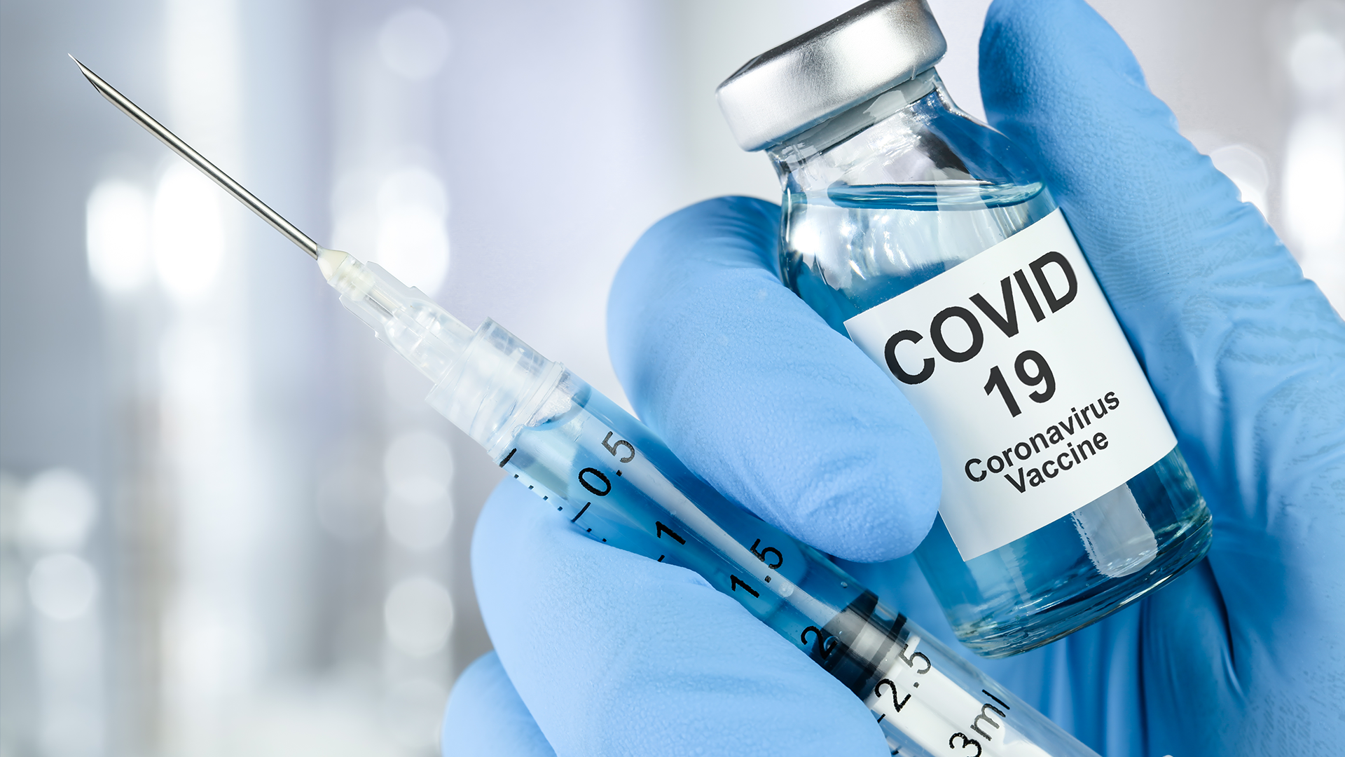 COVID 19 vaccine © Leigh Prather - stock.adobe.com